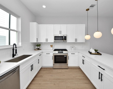 4818 Cochran Street - Photo Thumbnail 30