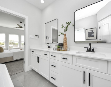 4818 Cochran Street - Photo Thumbnail 39