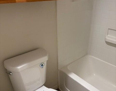 1311 Antoine Drive - Photo Thumbnail 9