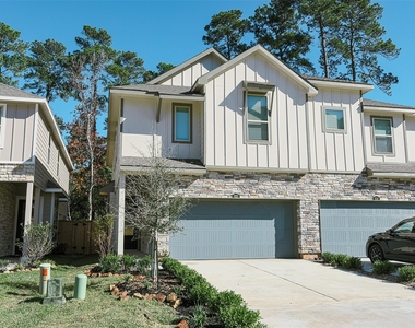 625 Royal Arch Drive - Photo Thumbnail 1