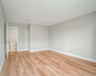 9552 Windswept Lane - Photo Thumbnail 24