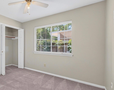 4415 Echo Falls Drive - Photo Thumbnail 10