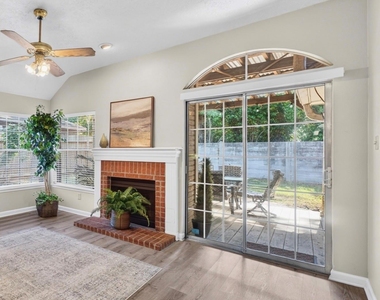 4415 Echo Falls Drive - Photo Thumbnail 14