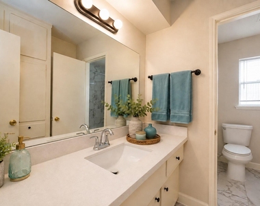 10003 Warwana Road - Photo Thumbnail 11