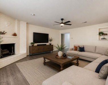 10003 Warwana Road - Photo Thumbnail 6