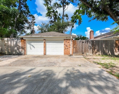 10003 Warwana Road - Photo Thumbnail 17