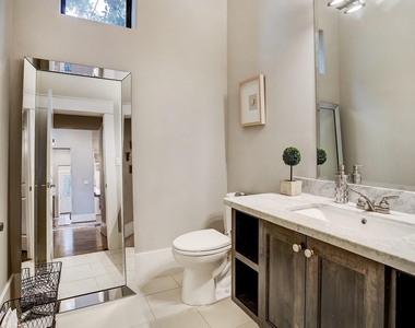 5655 Locke Lane - Photo Thumbnail 11