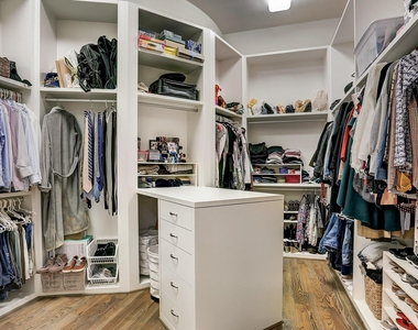 5655 Locke Lane - Photo Thumbnail 21