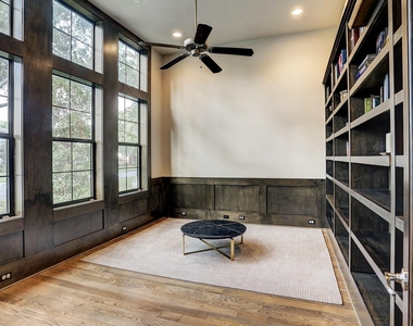 5655 Locke Lane - Photo Thumbnail 10