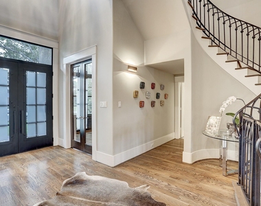 5655 Locke Lane - Photo Thumbnail 4