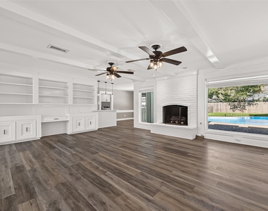 919 Longview Drive - Photo Thumbnail 7