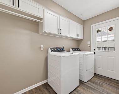 919 Longview Drive - Photo Thumbnail 21