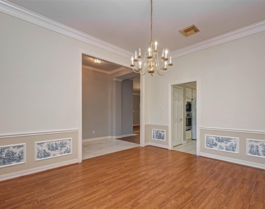 4502 Devonshire Street - Photo Thumbnail 4