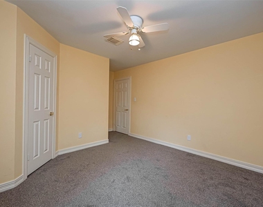 4502 Devonshire Street - Photo Thumbnail 24