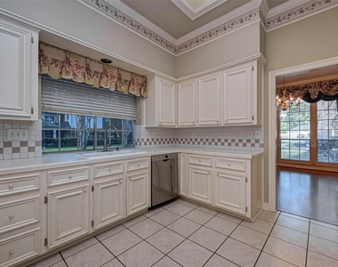 4502 Devonshire Street - Photo Thumbnail 14