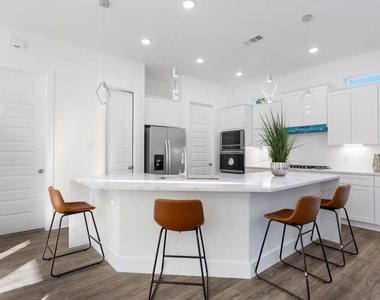 6721 Saint Augustine Street - Photo Thumbnail 6