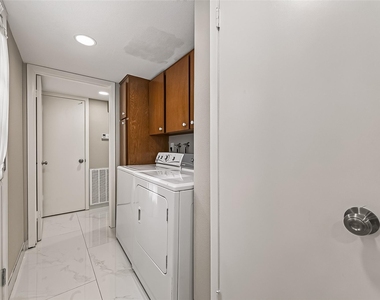 6649 De Moss Drive - Photo Thumbnail 23
