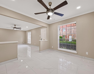 6649 De Moss Drive - Photo Thumbnail 5