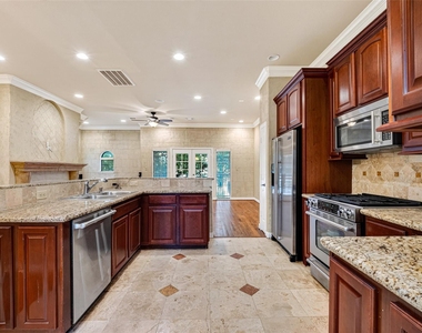 1250 Utah Street - Photo Thumbnail 21
