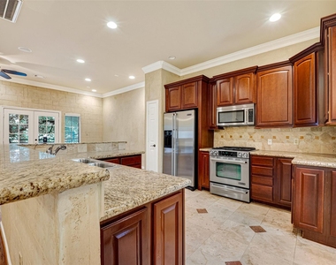 1250 Utah Street - Photo Thumbnail 18