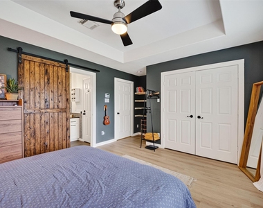 1314 E 34th Street - Photo Thumbnail 13