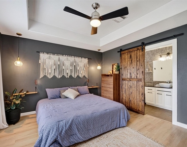 1314 E 34th Street - Photo Thumbnail 14