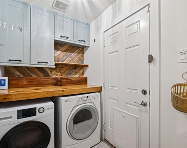 1314 E 34th Street - Photo Thumbnail 21