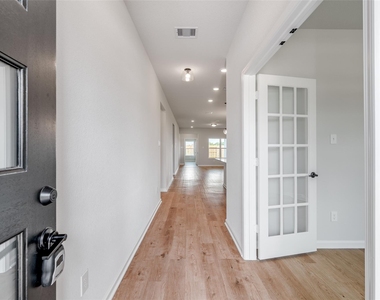 32315 Clouser Minnow Court - Photo Thumbnail 1