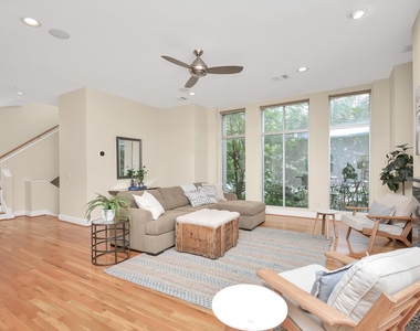 1118 Columbus Street - Photo Thumbnail 13