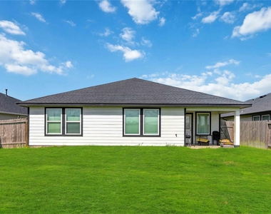 7535 Fierce Friesian Lane - Photo Thumbnail 28