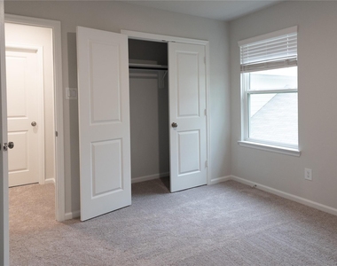 64 Valiant Ridge Trail - Photo Thumbnail 23
