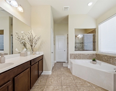 2003 Sunset Terrace Lane - Photo Thumbnail 16