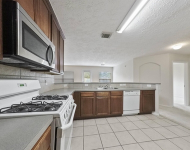 427 Northvalley Drive - Photo Thumbnail 11