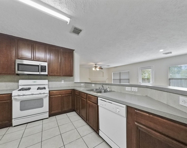 427 Northvalley Drive - Photo Thumbnail 9
