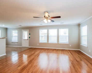 11438 Flying Geese Lane - Photo Thumbnail 4