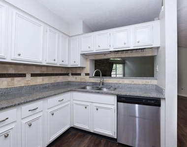 16035 Hollow Rock Drive - Photo Thumbnail 12