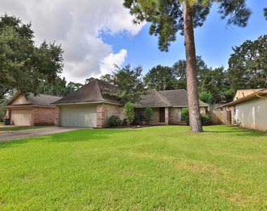 16035 Hollow Rock Drive - Photo Thumbnail 2