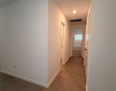 15014 Tremaine Court - Photo Thumbnail 6