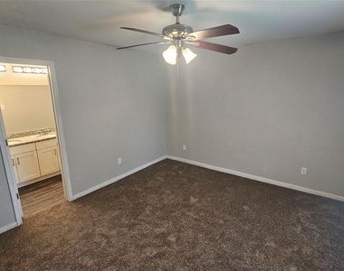 14190 Green Wing Circle - Photo Thumbnail 5