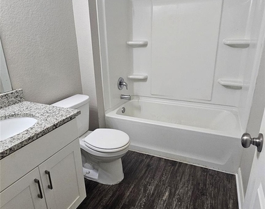 14190 Green Wing Circle - Photo Thumbnail 6