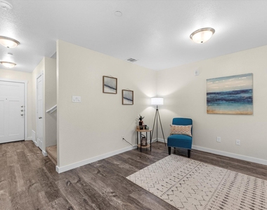 21155 Gosling Road - Photo Thumbnail 9