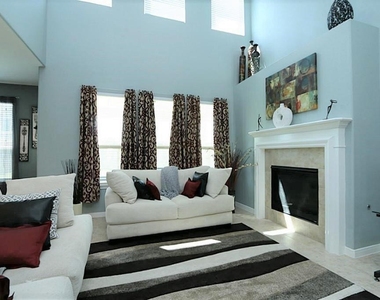 4811 Lennon Park Court - Photo Thumbnail 3
