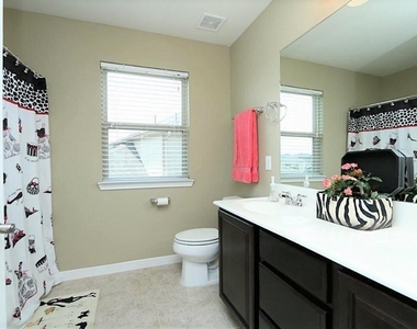 4811 Lennon Park Court - Photo Thumbnail 22