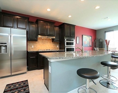 4811 Lennon Park Court - Photo Thumbnail 2