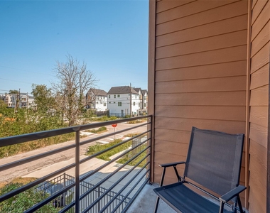 2726 Anita Street - Photo Thumbnail 24