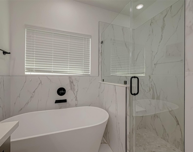 2726 Anita Street - Photo Thumbnail 21
