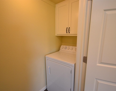 12652 Calvary Road - Photo Thumbnail 14