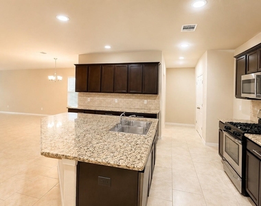 3403 Mcdonough Way - Photo Thumbnail 5