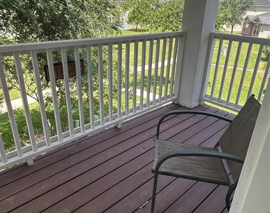 1608 Claremont Garden Circle - Photo Thumbnail 6