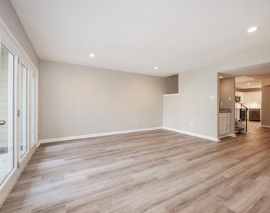 5005 Georgi Lane - Photo Thumbnail 22